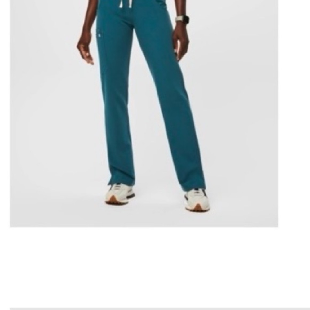Caribbean Blue Kade Cargo Scrub Pants XL NWT